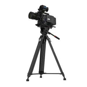 دوربین فیلمبرداری بر روی سه‌پایه دوربین کینگ‌جوی مدل VT-3500