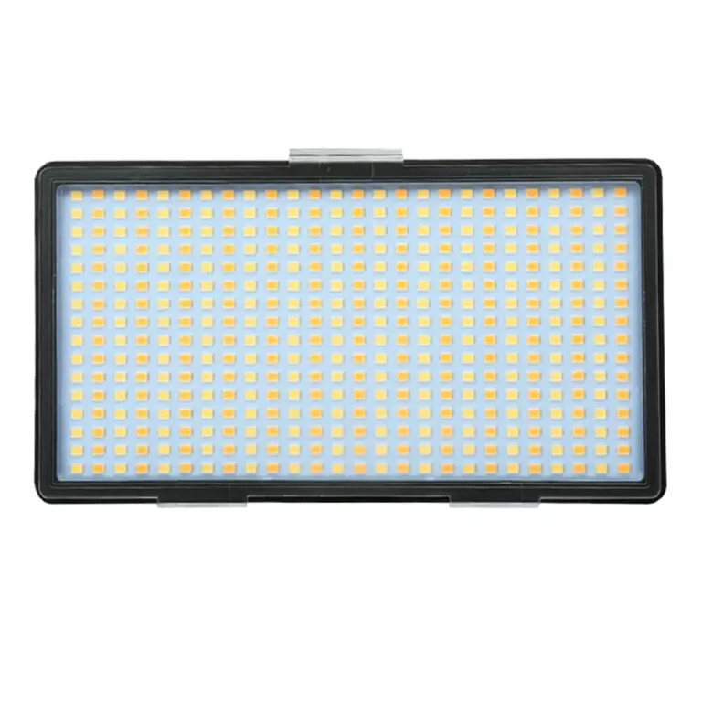 نمای روبروی نور LED بستون 416 عددی