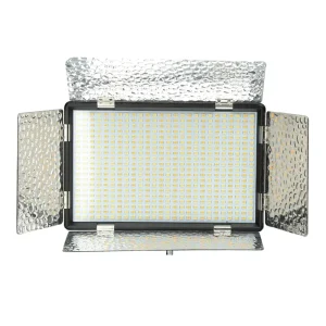 نمای روبروی نور LED بستون 520 عددی