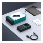 جعبه و محتویات جعبه پاور بانک جوی‌روم مدل JR-PBF01 ظرفیت 10000 میلی‌آمپر‌ساعت