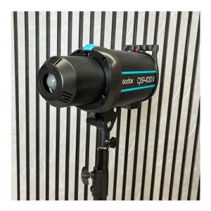 نمای سه‌رخ فلاش استودیویی گودکس مدل QS400II (دست دوم)
