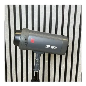 نمای کناری فلاش پرتابل جین‌بی مدل HD-600V (دست دوم)